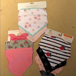 3/25✨🛍👼NWT bandana bibs for 🍼